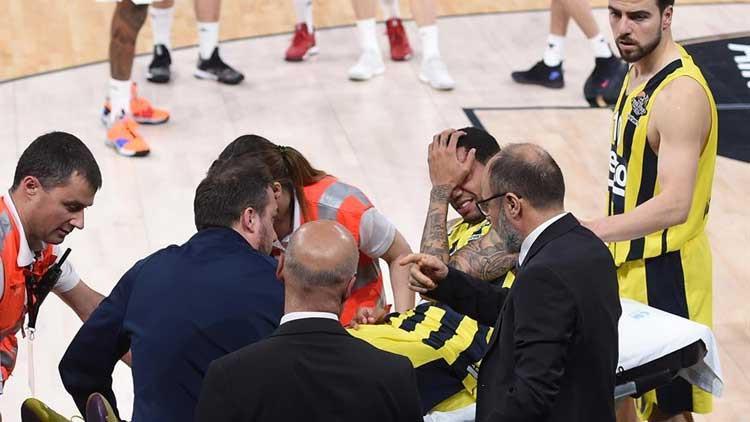 Fenerbahçe'ye Green şoku! Sedyeyle kaldırıldı...