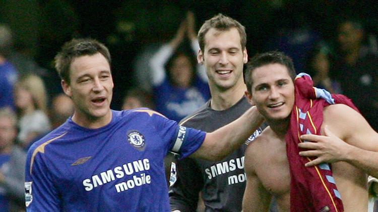 Cech, Chelsea'ye dönüyor! Emekli olacağını açıklamıştı...