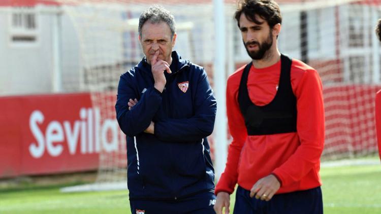 Sevilla'da Caparros dönemi bitti!