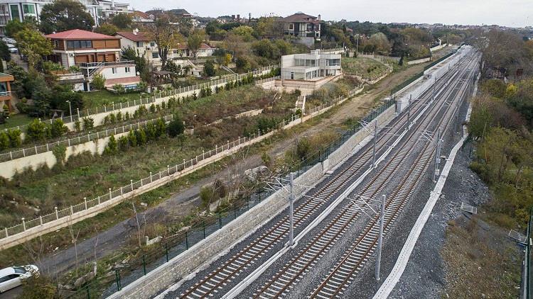 Banliyö hattını kullanan yolcu sayısı 24 milyona yaklaştı