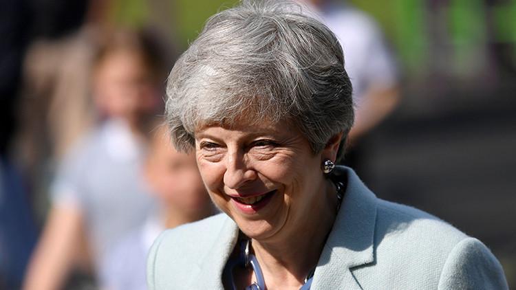 İngiltere Başbakanı Theresa May'in istifa tarihini bugün açıklaması bekleniyor