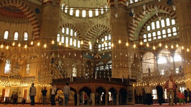 2019 Kadir Gecesi ne zaman? Kadir Gecesi’nde neler yapılmalı?