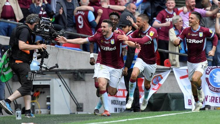 Aston Villa, Premier Lig'e yükseldi