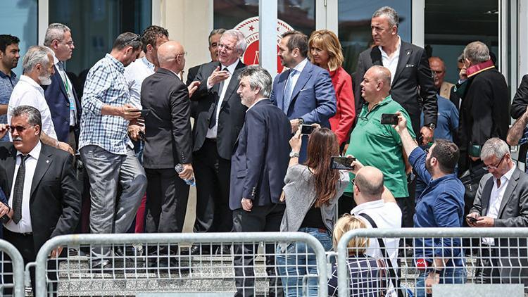 Fenerbahçeliler Silivri’ye aktı