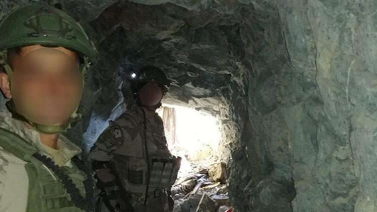 Terör örgütü PKK'ya Pençe harekatı... Komandolar PKK kamplarını böyle imha etti