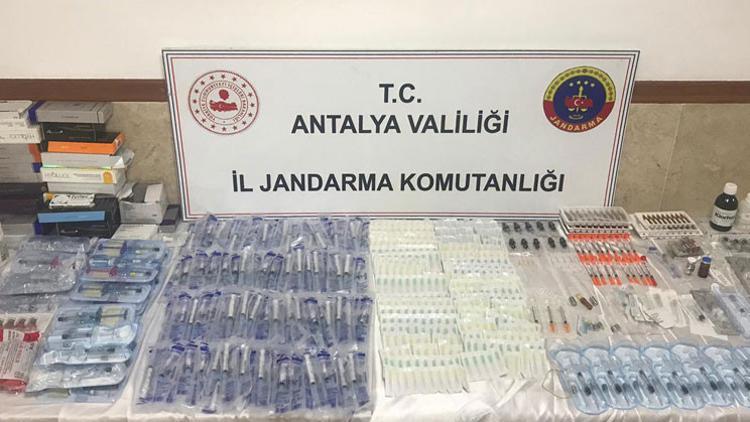 Kaçak botoks yapılan kuaför salonuna baskın