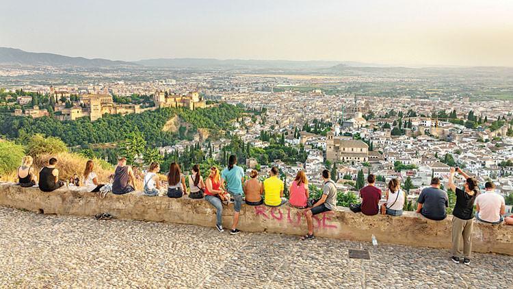 Granada’da turist öfkesi
