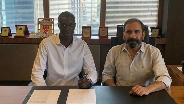 Sivasspor Mamadou Samassa'yı kadrosuna kattı