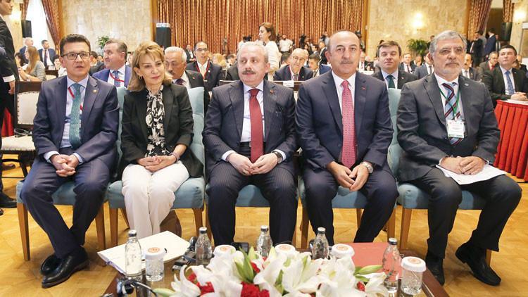 Çavuşoğlu’ndan Akdeniz mesajı: Paylaşmayı öğrenirsek siyasi çözüm de gelir