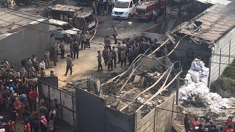 Son dakika... Endonezya'da fabrika yangını: Onlarca ölü var