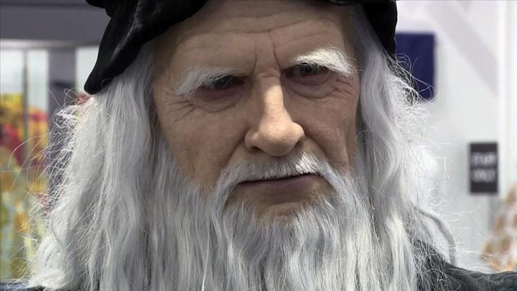 Japonlar Leonardo da Vinci'nin robotunu üretti