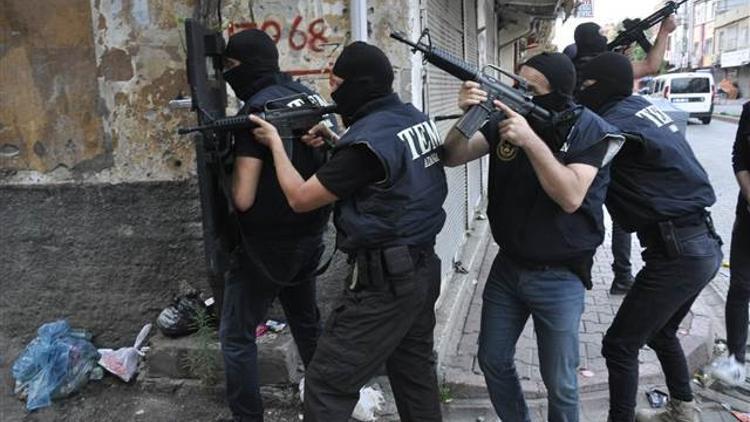 Adana'da şafak baskını... 6 kişi yakalandı