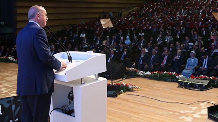 Cumhurbaşkanı Erdoğan'dan önemli mesajlar