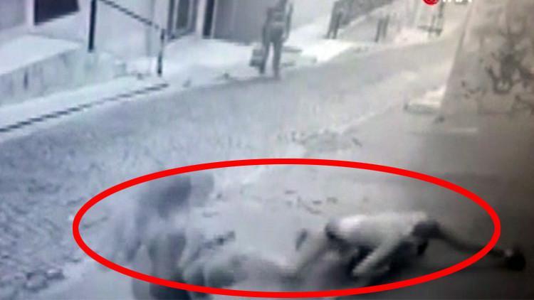 Beyoğlu'ndaki korkunç cinayetin görüntüleri ortaya çıktı