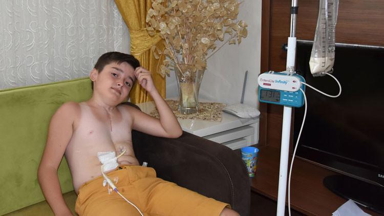 Yanlışlıkla içti, 9 yılda 300 ameliyat geçirdi