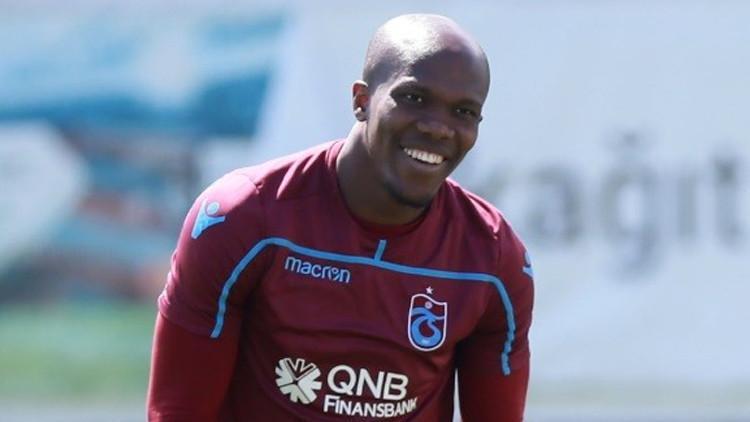 Trabzonspor, Nwakaeme'nin sözleşmesini uzattı