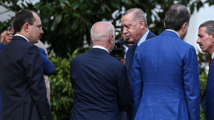 Erdoğan'ın, AK Parti milletvekilleriyle buluşması sona erdi
