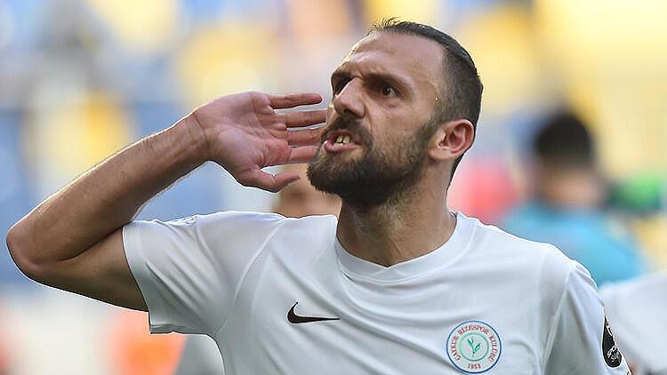 Galatasaray'dan Vedat Muriqi patlaması!