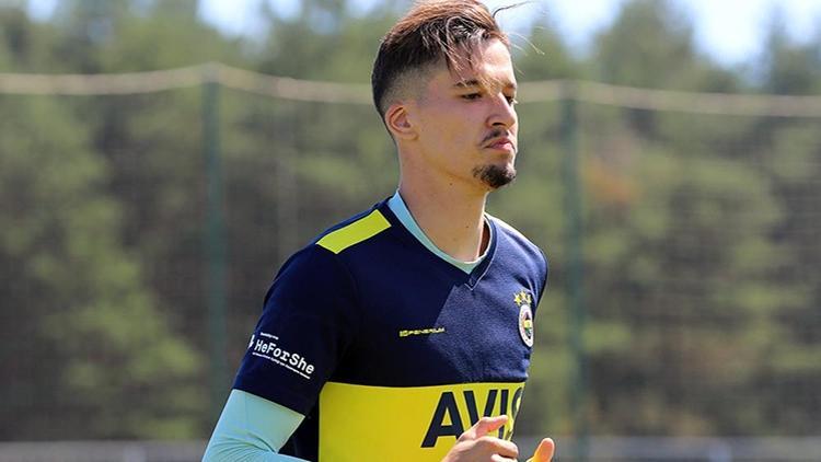 Altay Bayındır idmanda! | Fenerbahçe haberleri...