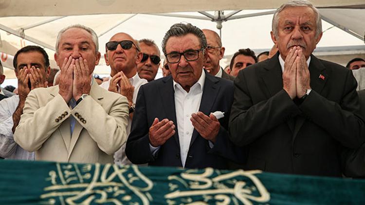 Aydın Doğan'ın ablası son yolculuğuna uğurlandı