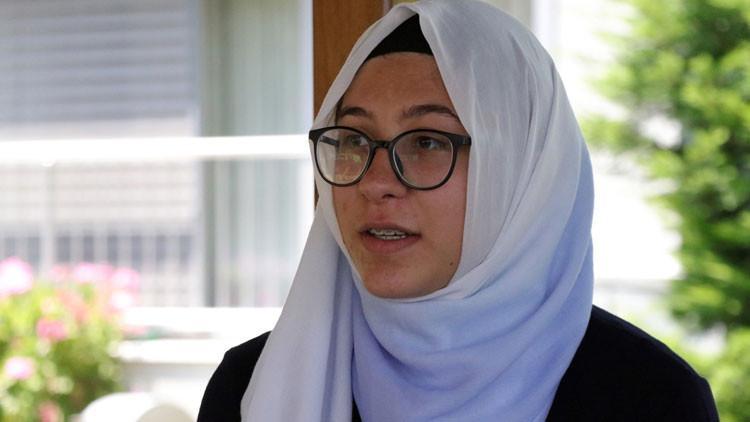 "Tek vatanımız var" diyerek şehit olan babasıyla gurur duyuyor