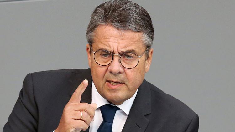 Gabriel, hükümeti de partisini de uyardı: Hata olur!