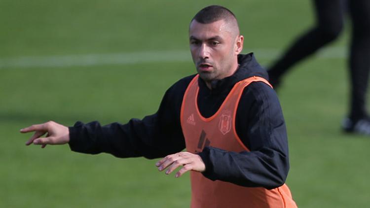 UEFA'dan Burak Yılmaz paylaşımı