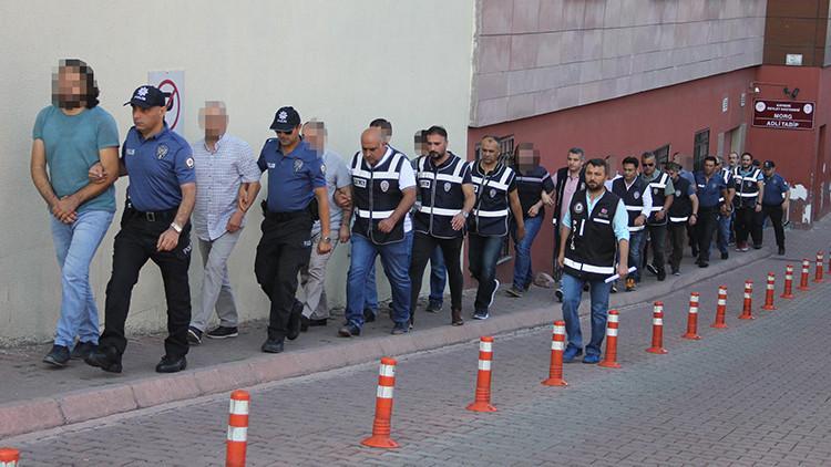 Kayseri'de FETÖ'den 21 kişi adliyede