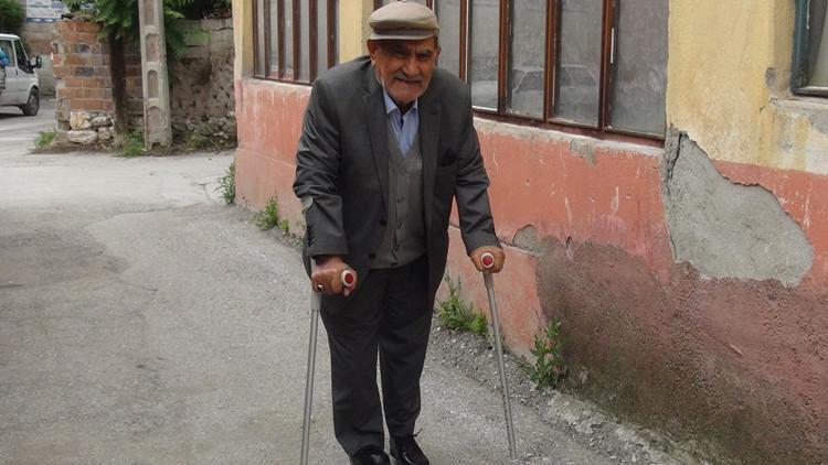 Yaşlı adama büyük vicdansızlık