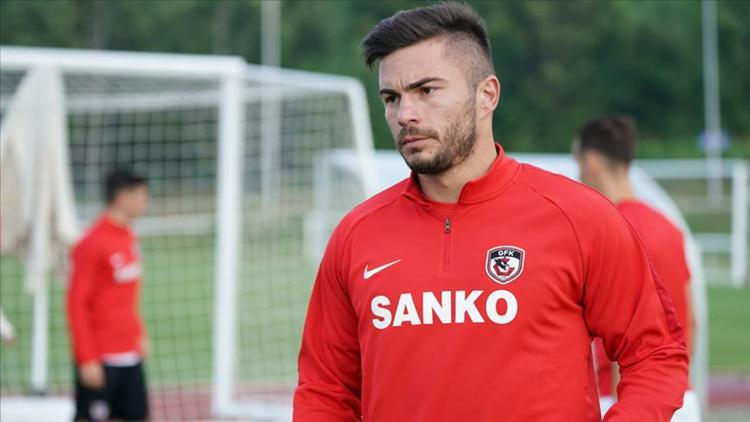 Gazişehir Gaziantep'in yeni transferi Alin Tosca: "Çok iyi bir sezon bizi bekliyor"