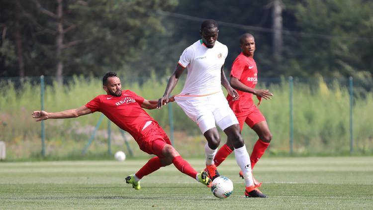 Alanyaspor ile Antalyaspor yenişemedi