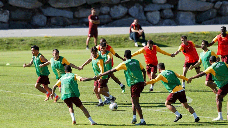 Galatasaray'ın Avusturya kampına eski yıldızından ziyaret