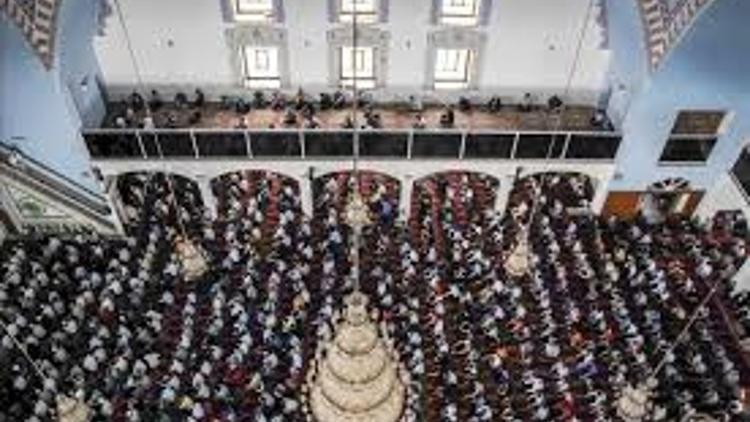 Cuma namazı bugün saat kaçta kılınacak? 2 Ağustos cuma namazı saatleri