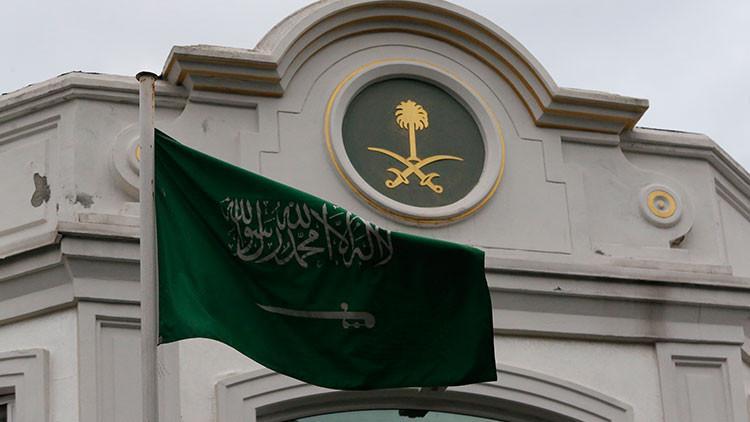 Suudi Arabistan'dan kadınlara erkeklerle eşit seyahat hakkı