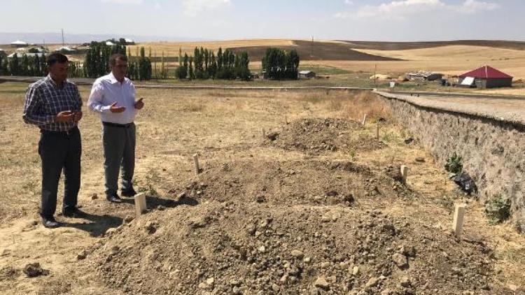 Nehirde boğulan 4 çocuk yan yana toprağa verildi