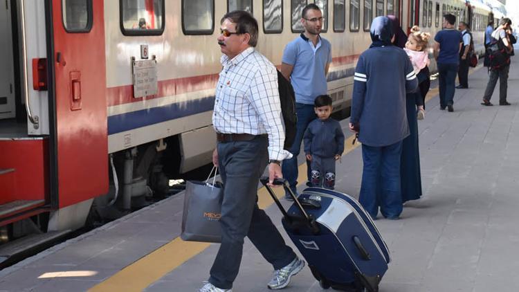 Doğu Ekspresi'nde bayram yoğunluğu