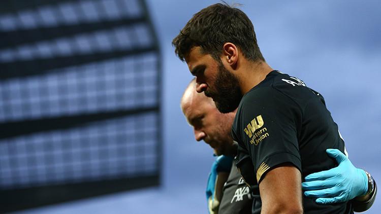 Alisson'dan Liverpool'a kötü haber