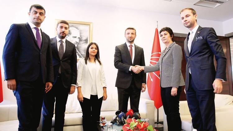 Partiler bayramlaştı
