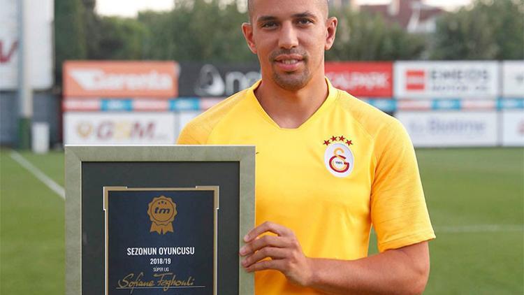 Feghouli geçen sezonunun en iyi oyuncusu seçildi