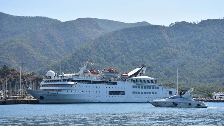 Orient Queen Marmaris'e demirledi