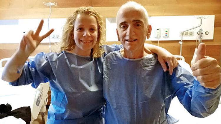 5 yıl önce haberini yaptığım doktorun masasında babam ve ablam var