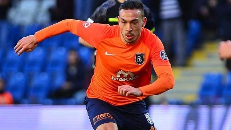 Galatasaray'da Mevlüt gelişmesi! Falcao'dan... | Son dakika transfer haberleri...