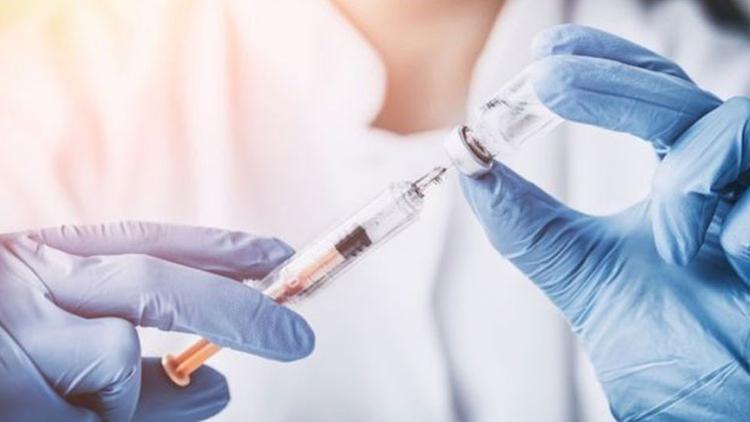 Zehirli iğneye direnen hastaya ötanazi yapan doktorun davası başladı