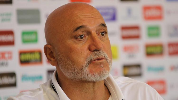Hikmet Karaman'ın hakem isyanı