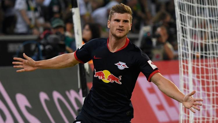 Timo Werner M'Glacbach'ı darmadağın etti