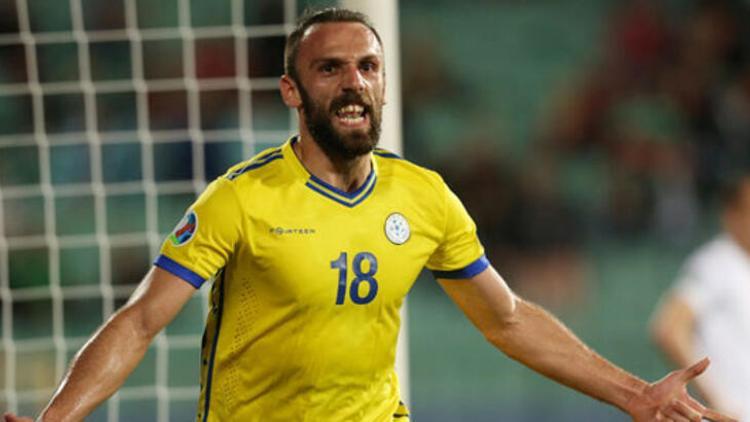 Vedat Muriç'e milli davet!