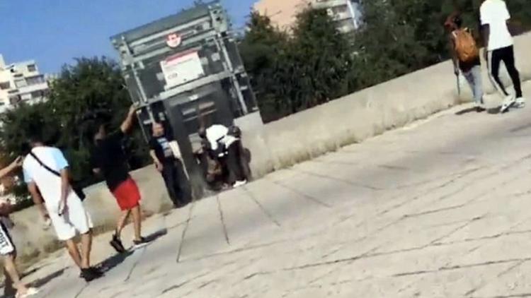 Fransa'da bıçaklı saldırı: 1 ölü, 6 yaralı