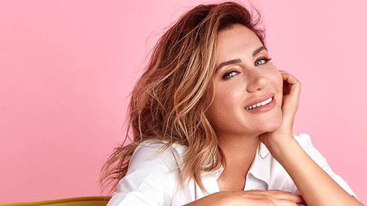 Ayla Çelik: Yemek yapmayı bilmeyen, ev işinden kaçan kadın mı olur?