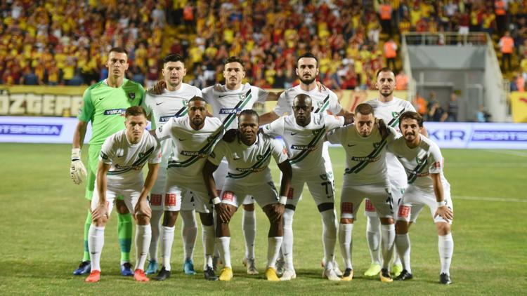 Denizlisporlu futbolcular prim zengini! 3 haftada 95'er bin TL...