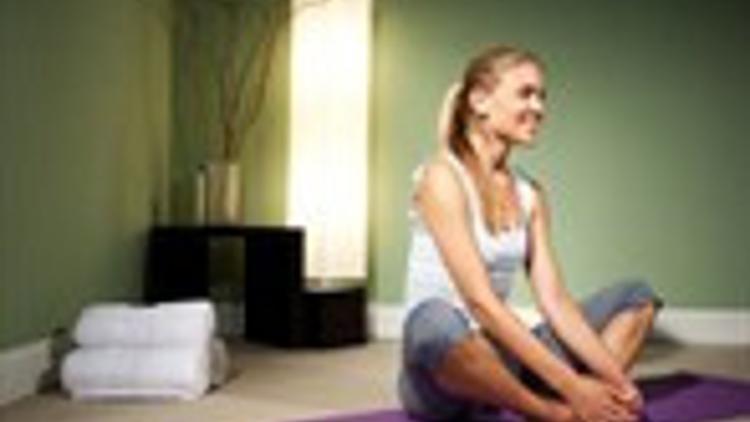 Evinizde yoga yapın!
